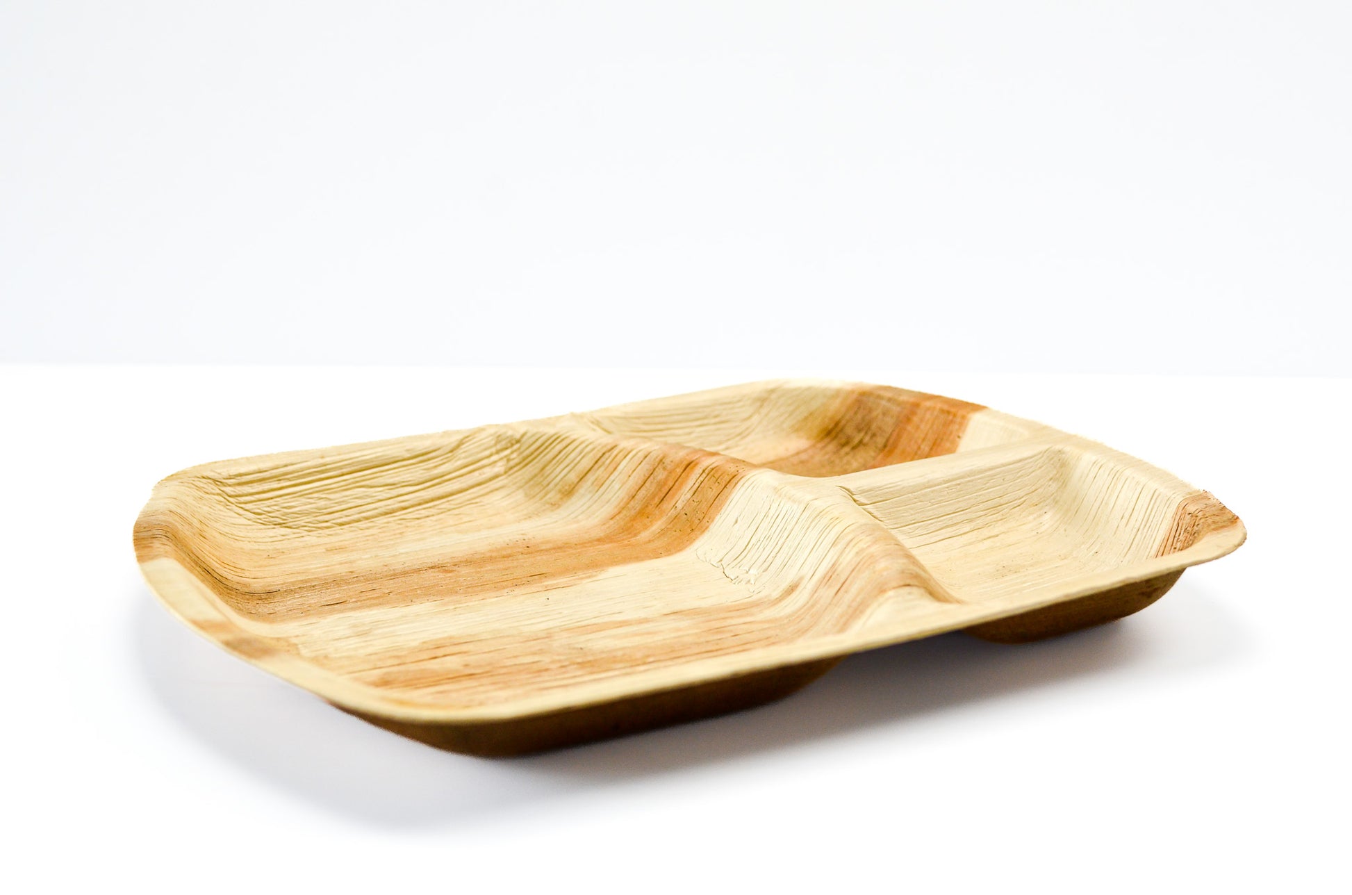 palmblad menu bord van 30x25cm schuin aanzicht